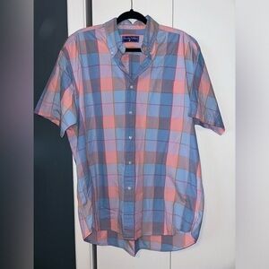 Clearwater Outfitters resort collecting button down shirt